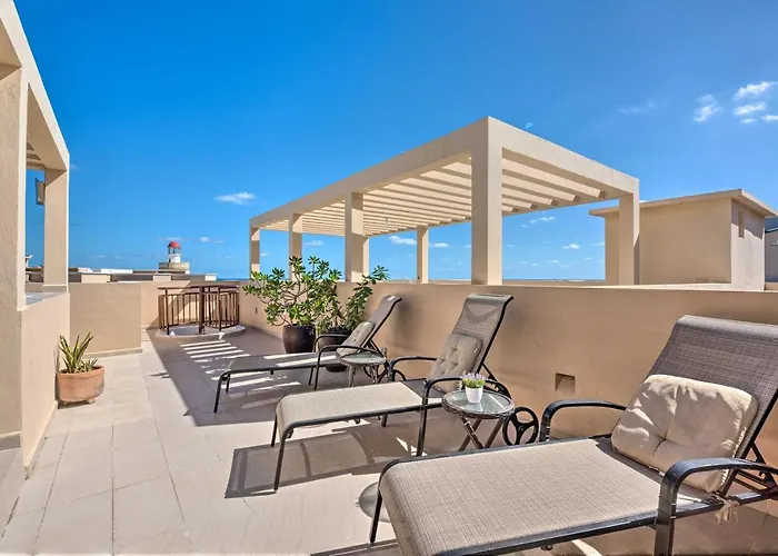 Playa Del Carmen Beachfront Condo With Pool Access!