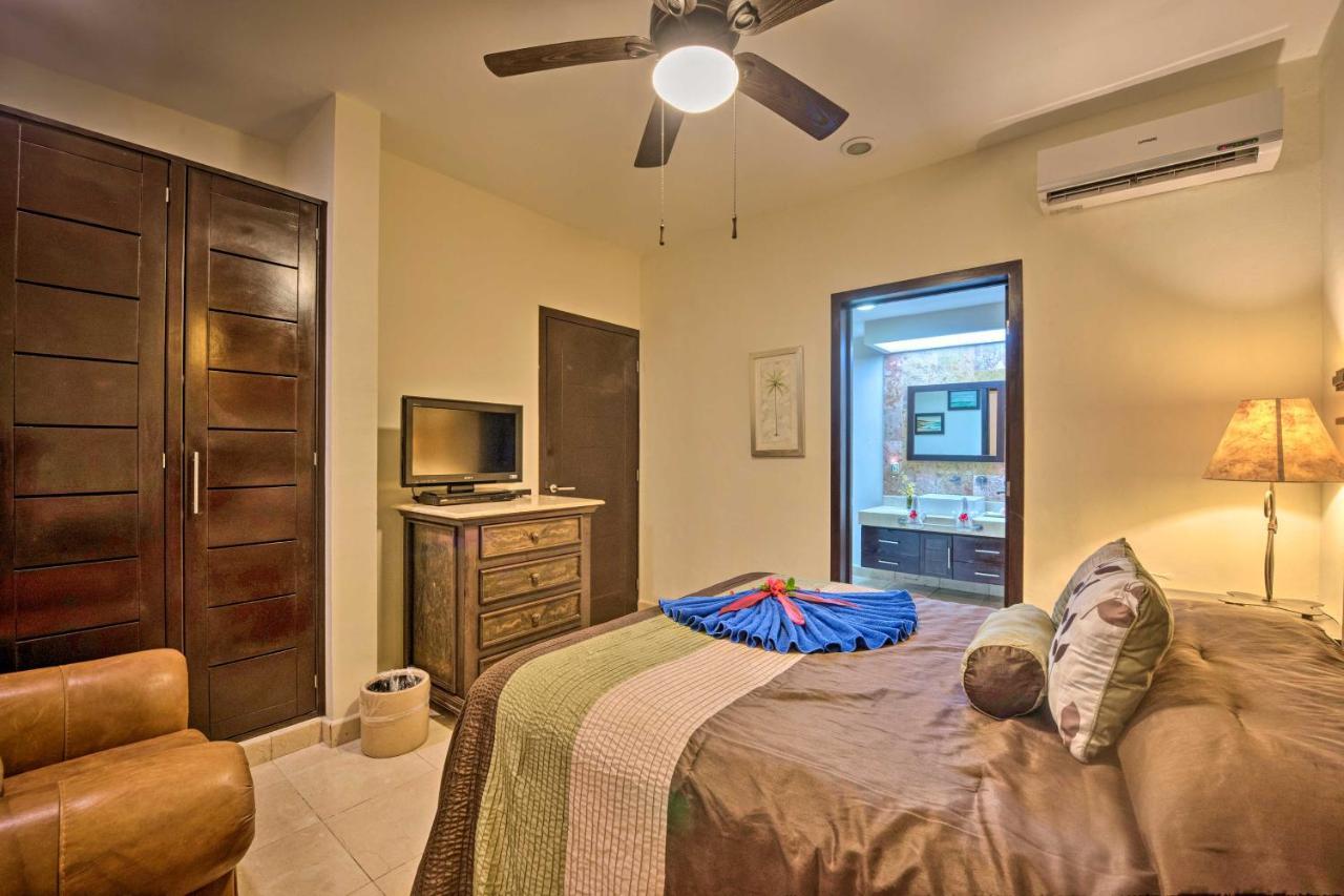 Beachfront With Pool Access! * Playa del Carmen